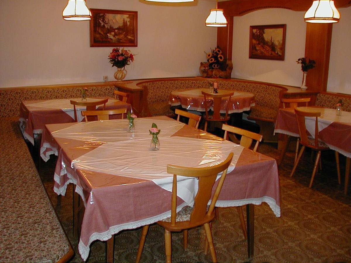 Pension Jaeger Trins Kültér fotó